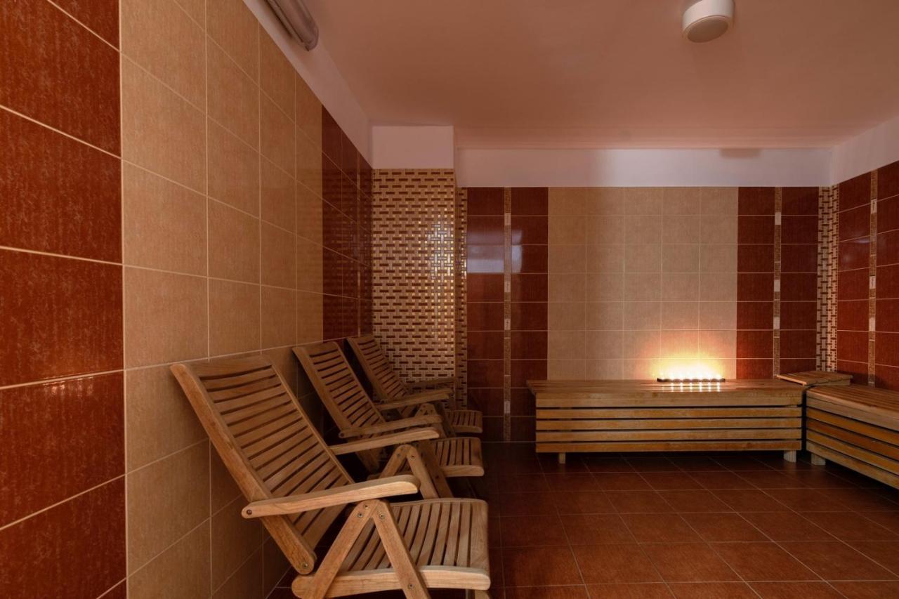 Wellness Hotel Pod Kycmolem Horní Lomná Buitenkant foto