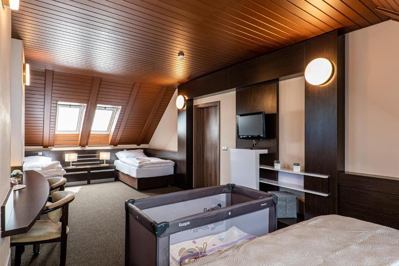 Wellness Hotel Pod Kycmolem Horní Lomná Buitenkant foto