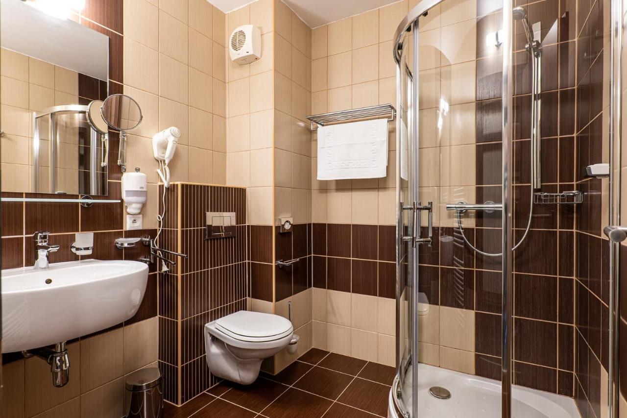 Wellness Hotel Pod Kycmolem Horní Lomná Buitenkant foto