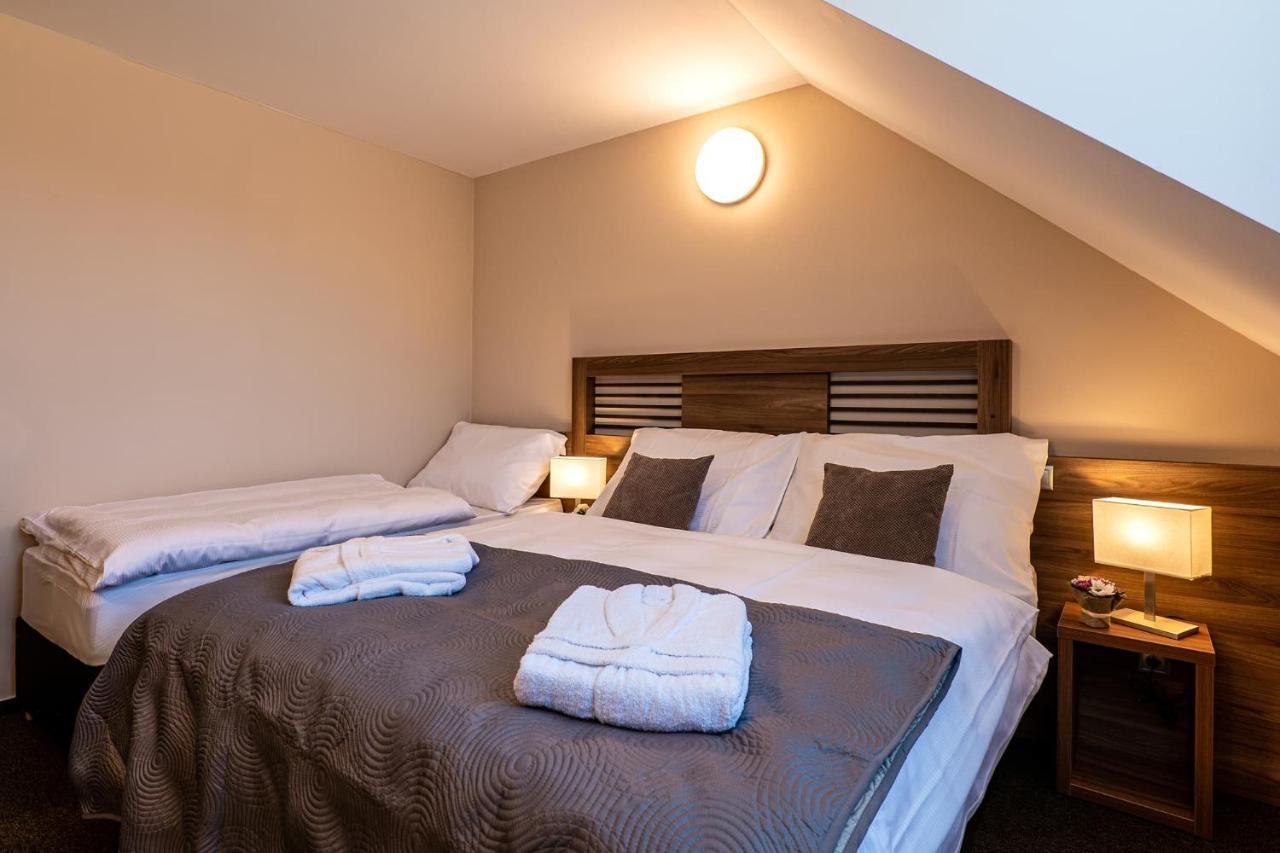 Wellness Hotel Pod Kycmolem Horní Lomná Buitenkant foto